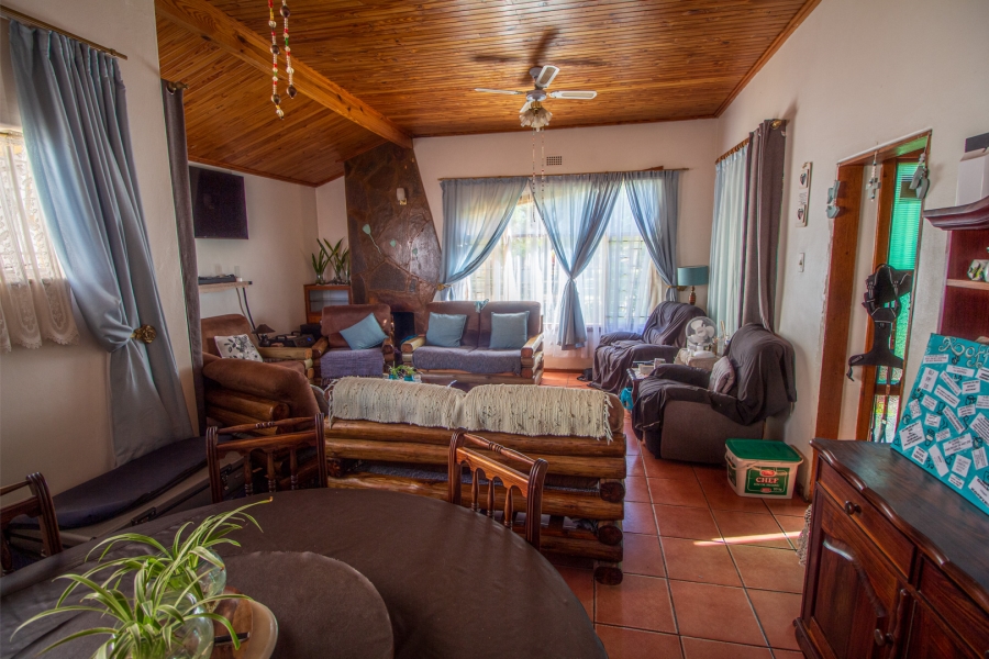 4 Bedroom Property for Sale in Die Rand Northern Cape